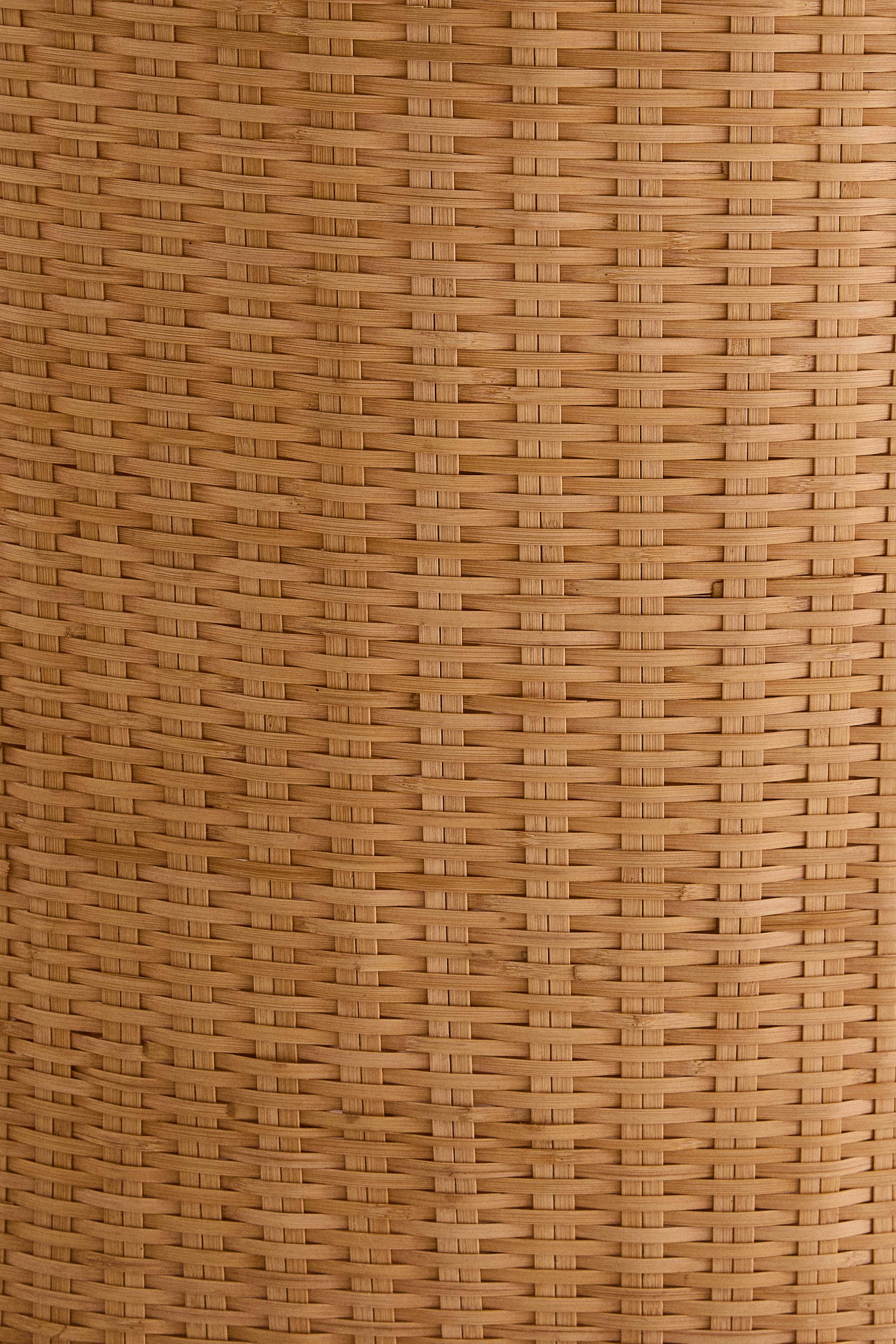 WOVEN BAMBOO BASKET